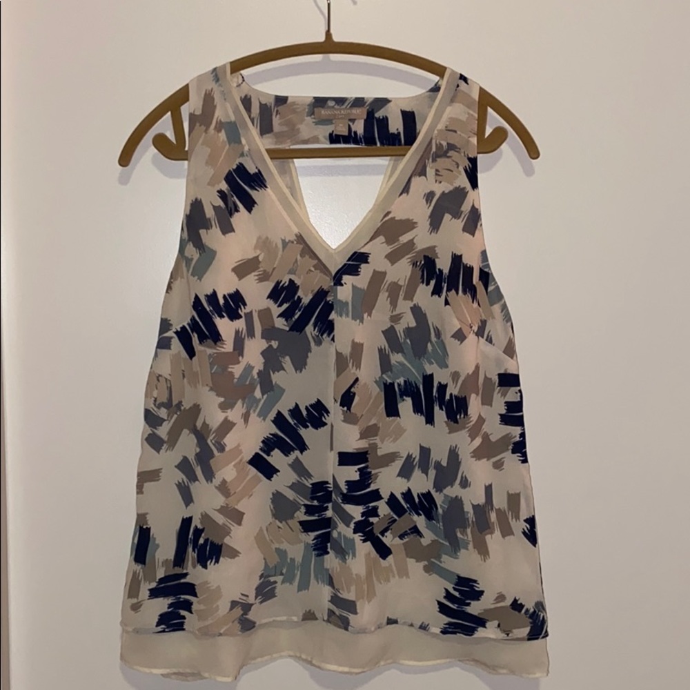 Loose fitting tank top w/fun design